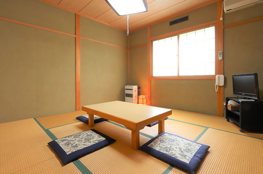 和室8畳(バス・トイレなし)